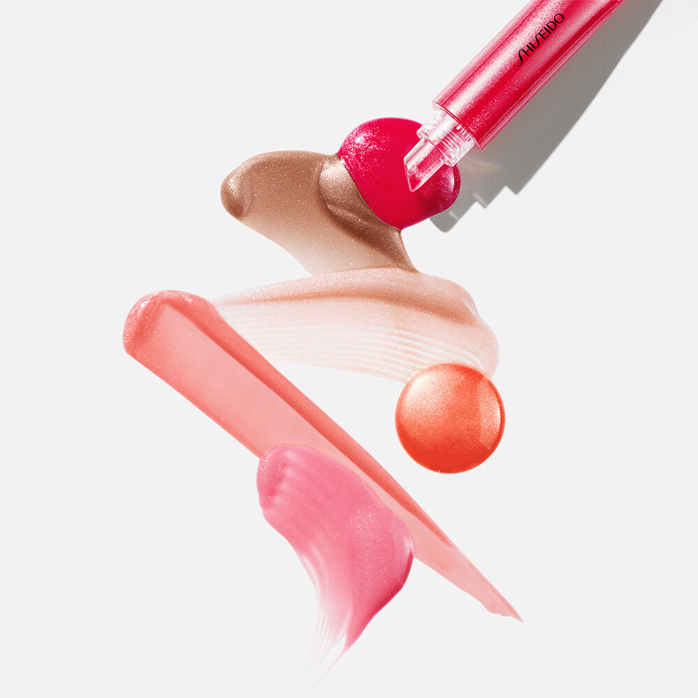 SHISEIDO - Beli 1 GRATIS 1: Shiseido Shimmer Gel Gloss (4 Hours Left).   Shine, reimagined in a highly reflective shimmer  gloss with a mirror-like crystalline finish. Up to 12-hour hydration with